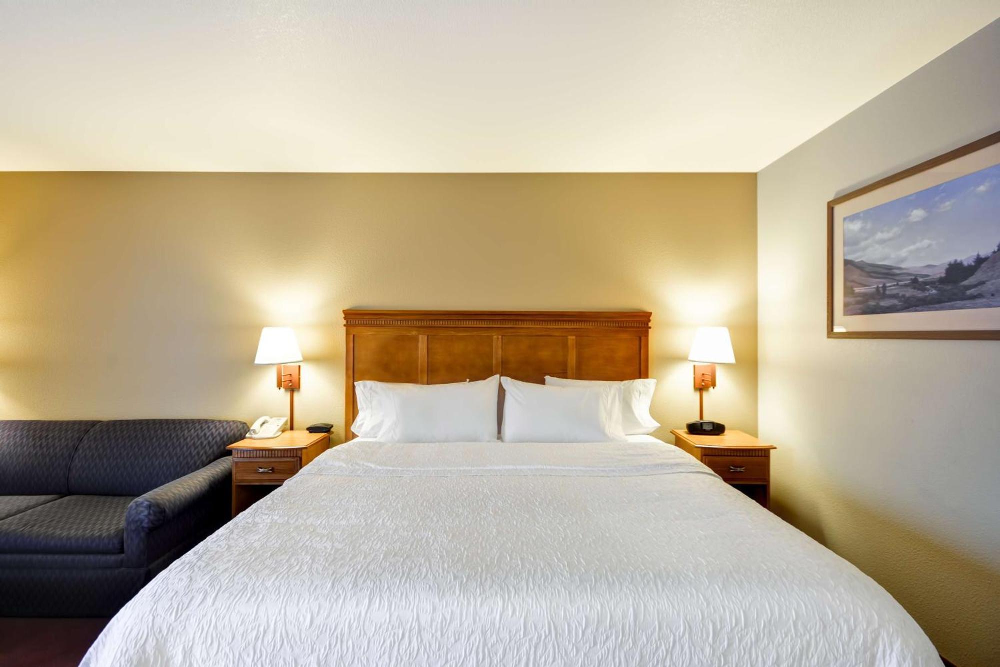Hampton Inn בוזמן מראה חיצוני תמונה