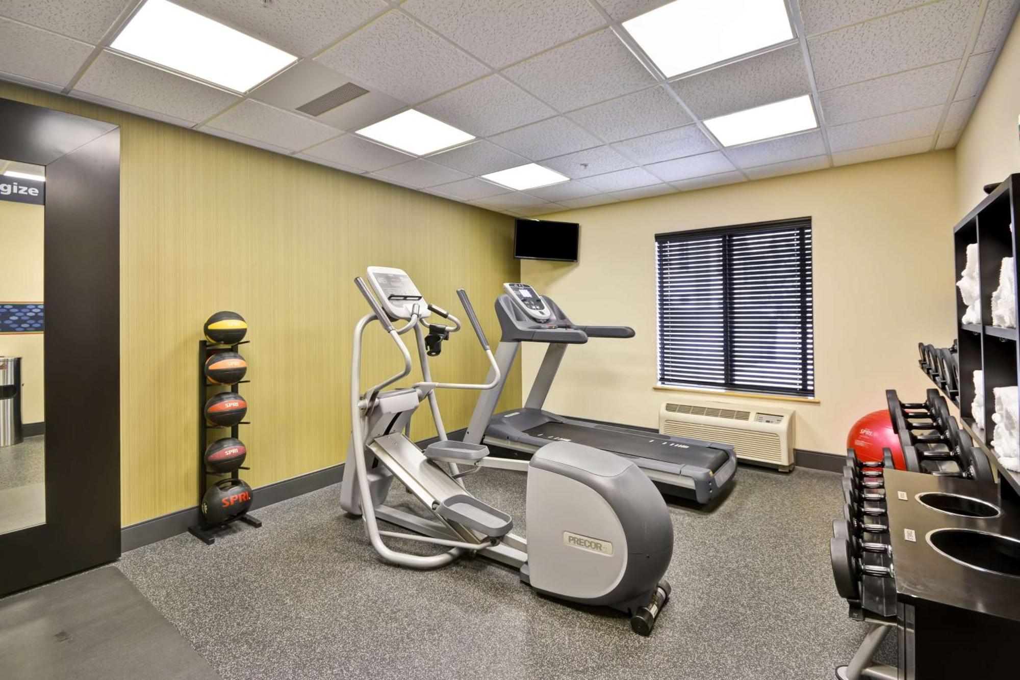 Hampton Inn בוזמן מראה חיצוני תמונה